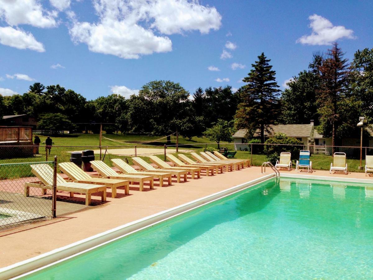 Chestnut Grove Family Resort Mount Pocono Zewnętrze zdjęcie